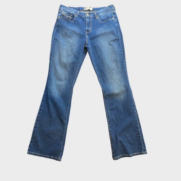 Levi’s 515 Bootcut jeans - Picture 1 of 12